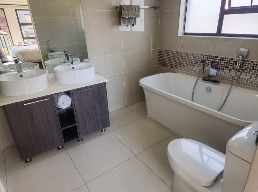 4 Bedroom Property for Sale in Wild Olive Estate Free State